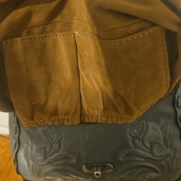 Patricia Nash Rose Tooled Micaela Baguette Gray Crossbody Shoulder Bag- Rare - Picture 12 of 12